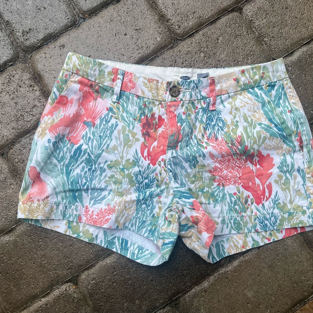 Old Navy ladies shorts